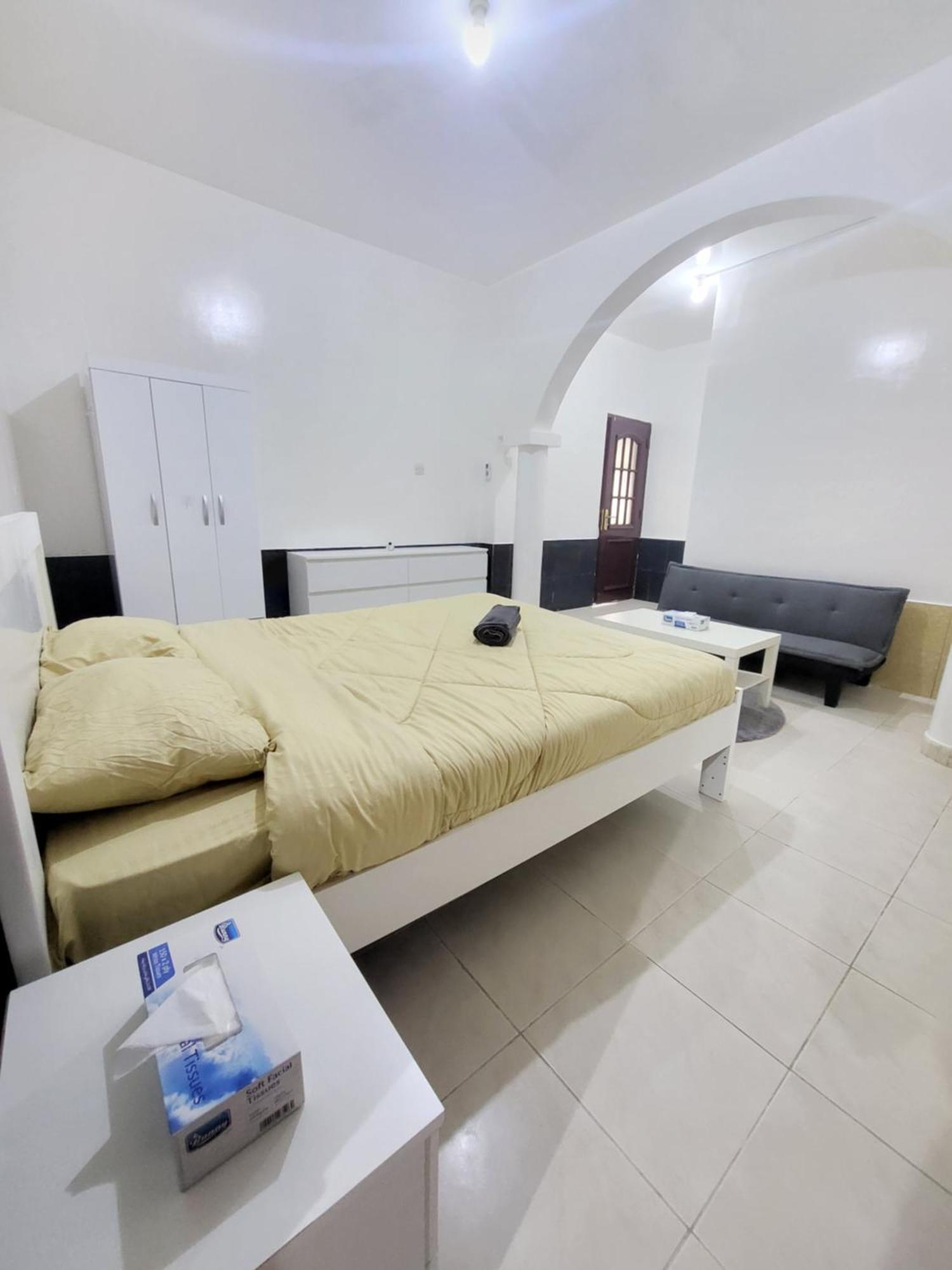 Corniche Full Studio Apartment Abu Dhabi Exterior photo